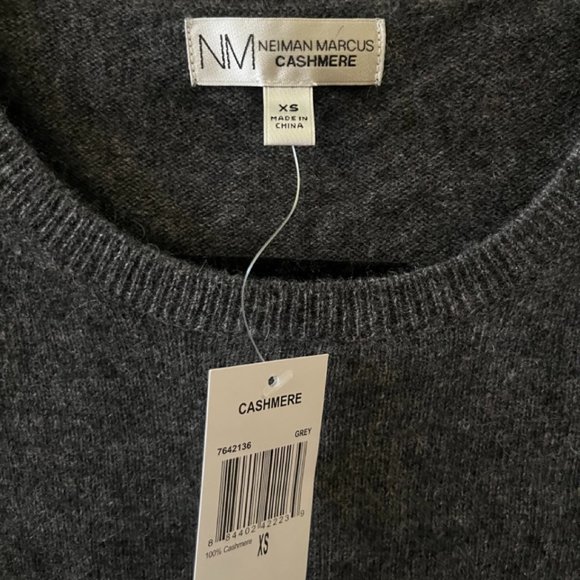 Neiman Marcus Cashmere T-shirt Sweater - Picture 3 of 3